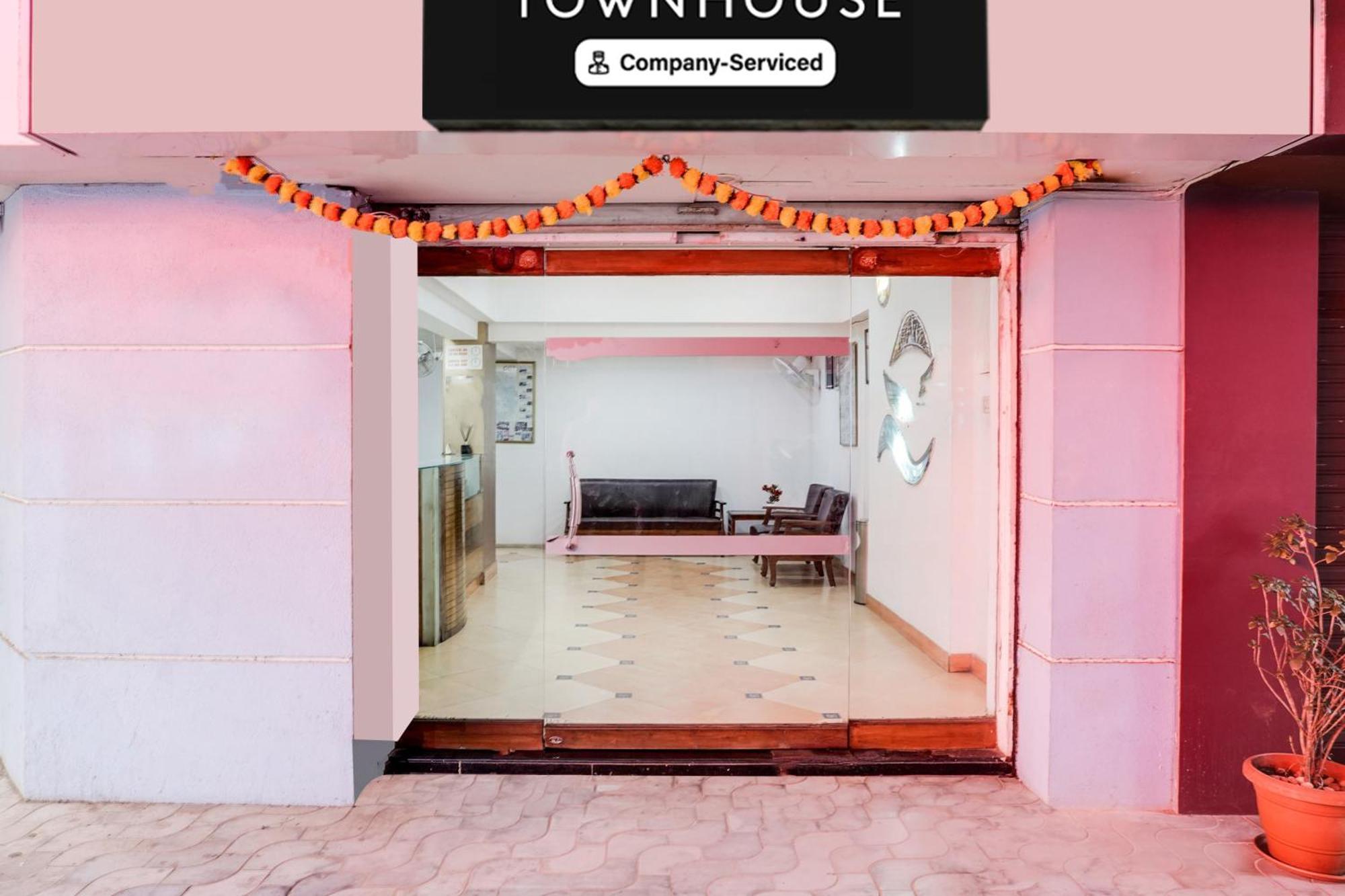 Super Townhouse Margao Near Railway Station Hotel ภายนอก รูปภาพ