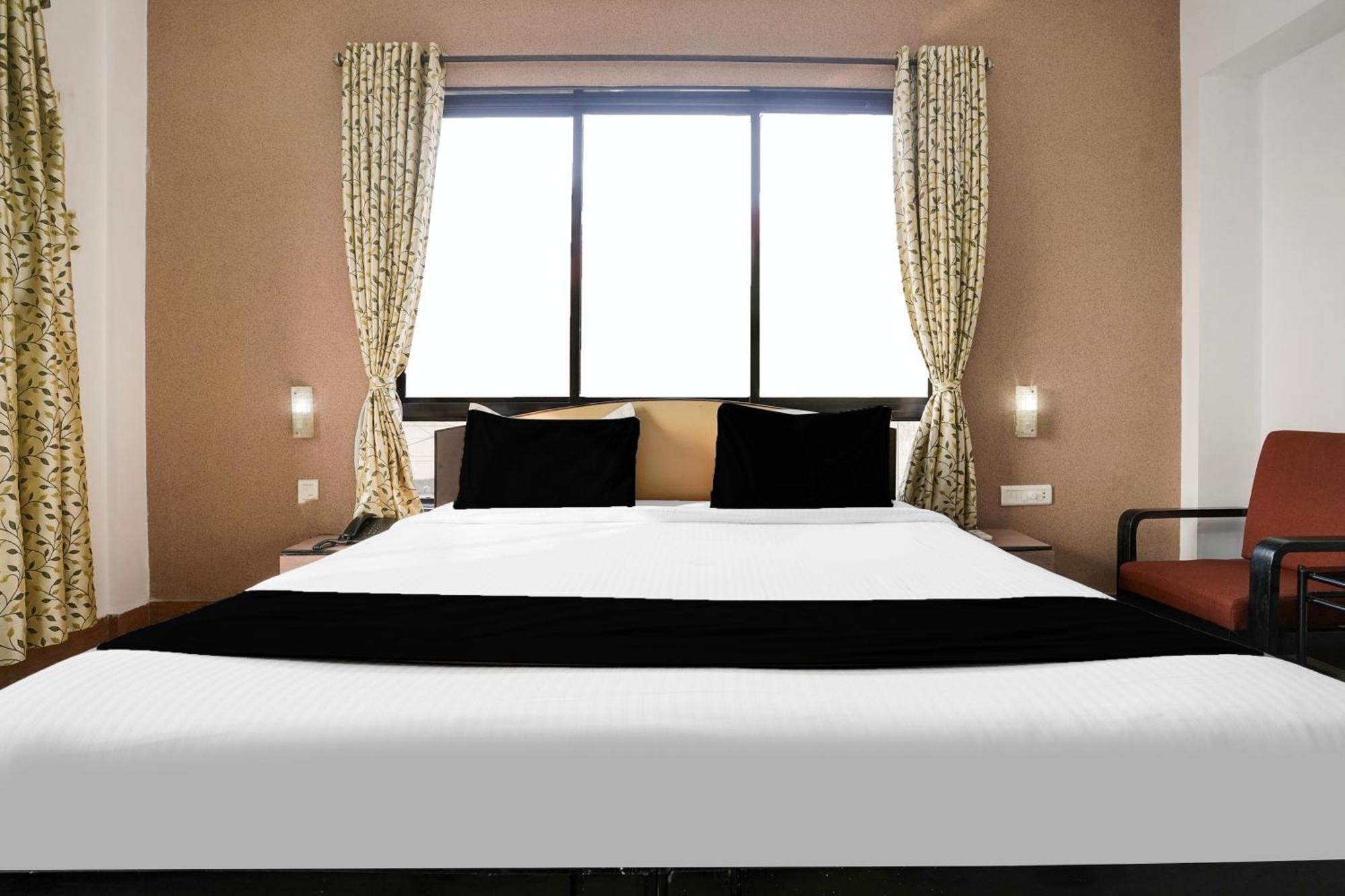 Super Townhouse Margao Near Railway Station Hotel ภายนอก รูปภาพ